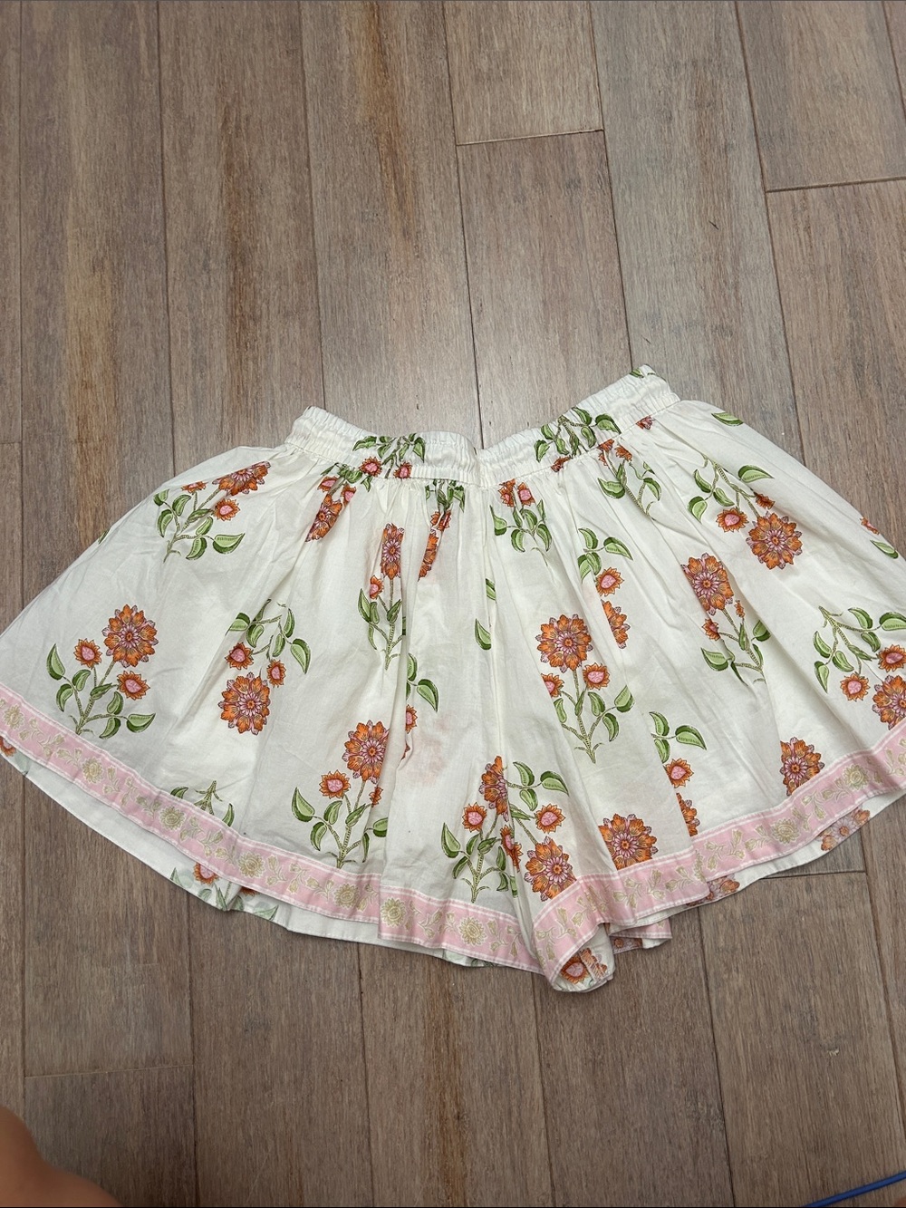 White Floral Boho Skort with Pink Border size S - Picture 9 of 14
